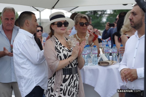 Строителният хипермаркет MASTERHAUS отвори врати в Казанлък