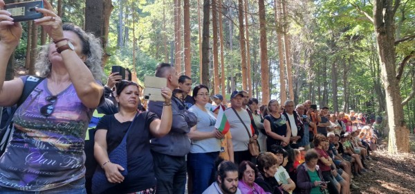 Родолюбиви българи се поклониха пред подвига на Хаджи Димитър и неговите четници днес