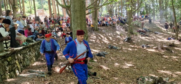 Родолюбиви българи се поклониха пред подвига на Хаджи Димитър и неговите четници днес