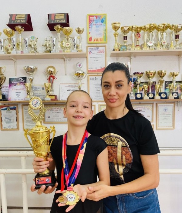 Година изпълнена с невероятни емоции, постижения и успехи за балерините от „Грация“ 