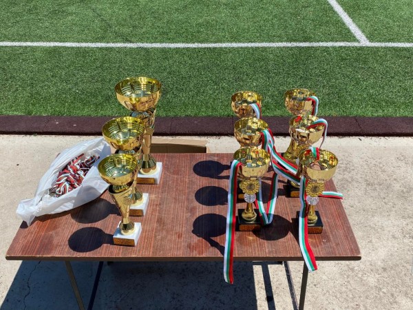 Казанлъшките колоездачи станаха вицешампиони на България за 2022 г.