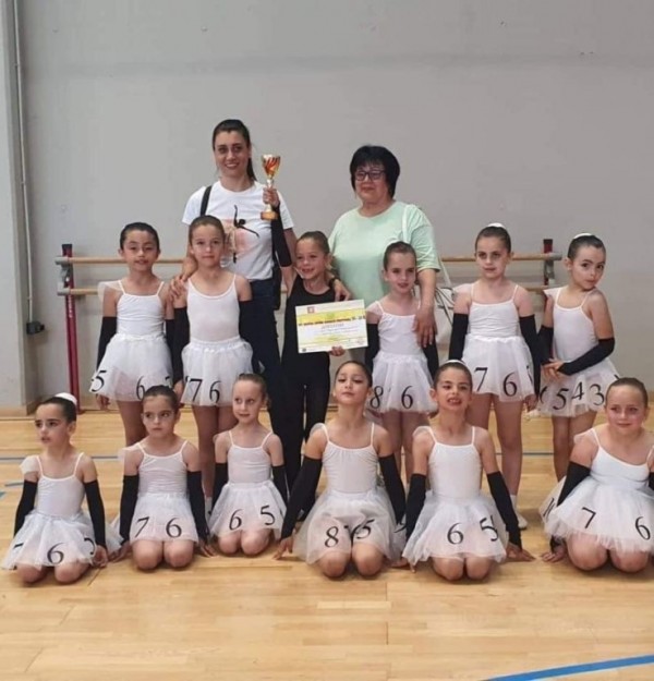 Година изпълнена с невероятни емоции, постижения и успехи за балерините от „Грация“ 