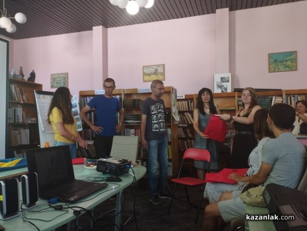 Поредицата “Езикови кафета“ завърши с представяне на страните Швеция и Украйна