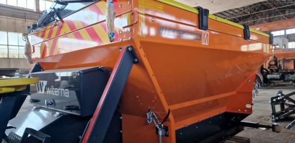 Община Казанлък закупи мултифункционален камион за Общинското предприятие по чистота