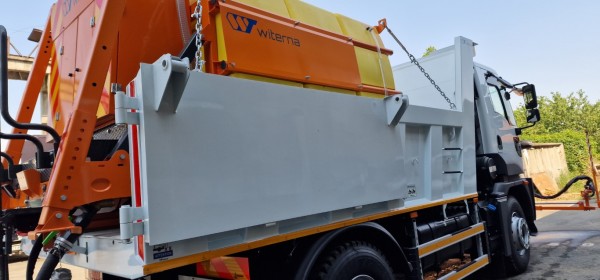 Община Казанлък закупи мултифункционален камион за Общинското предприятие по чистота