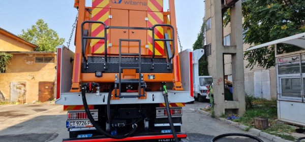 Община Казанлък закупи мултифункционален камион за Общинското предприятие по чистота