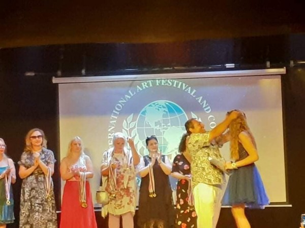 Габриела Жекова и Николай Иванов, първенци в международен конкурс