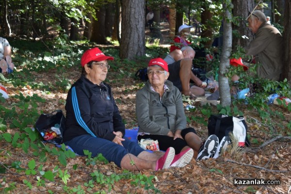 Традиционният събор на Бузлуджа събра хиляди социалисти от цялата страна 