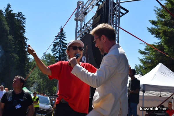 Традиционният събор на Бузлуджа събра хиляди социалисти от цялата страна 