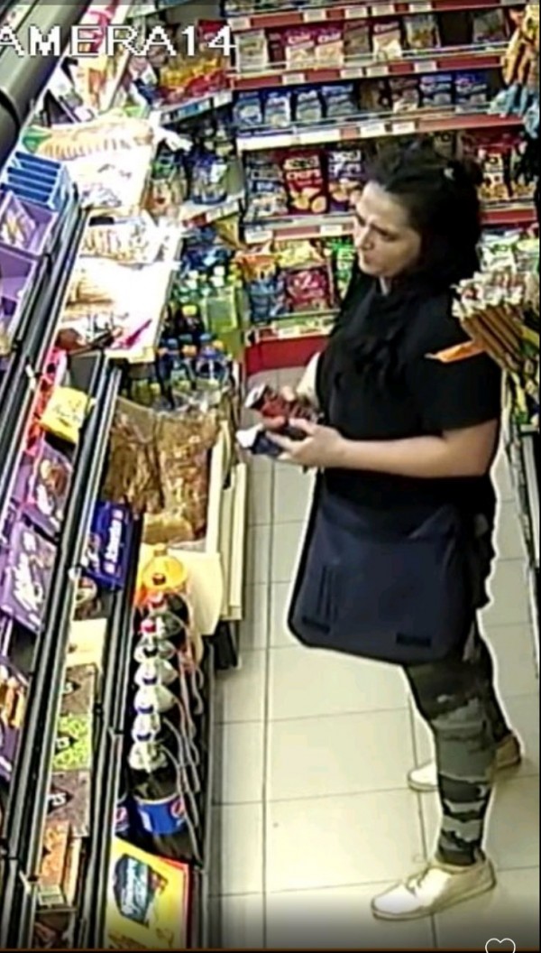 Издирват двама младежи, задигнали алкохол за 200 лв. от казанлъшки магазин