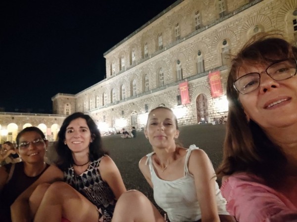 Обучителите на ИКТ Център създават мобилни приложения