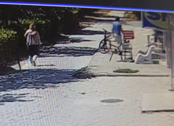 Видео, с паднал в безсъзнание на улицата мъж и подминаващите го хора, разтърси казаналъчани 