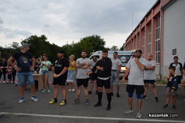 Благотворителното състезанието “Стронг мен“ събра 1605 лв. в помощ на Красимир Низамов