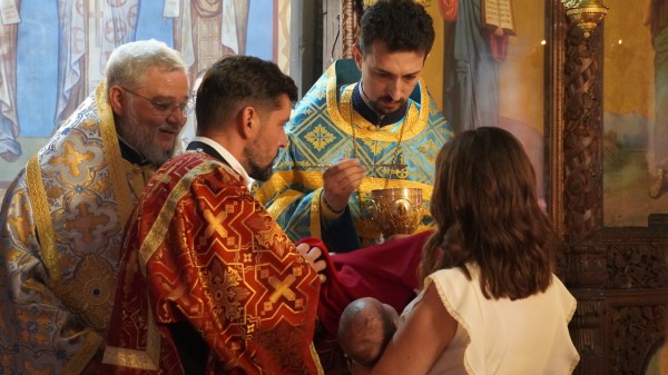 На Успение Богородично – митрополит Киприан служи в Казанлък