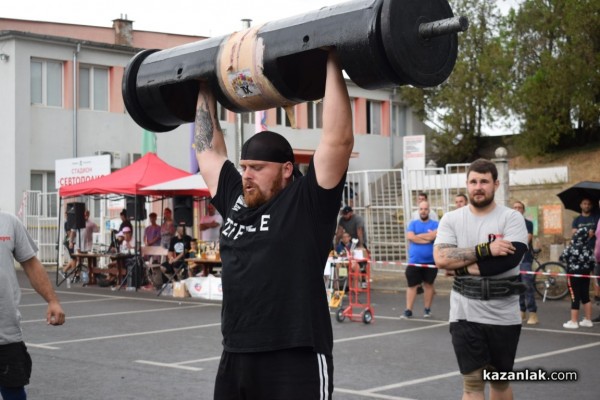 Благотворителното състезанието “Стронг мен“ събра 1605 лв. в помощ на Красимир Низамов