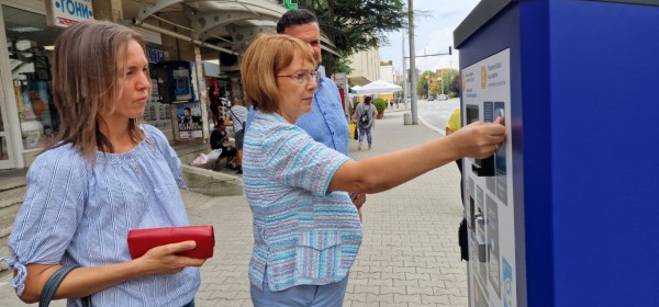 Кметът на Казанлък: Ползването на новата билетна система е лесно, удобно, бързо и по-евтино!