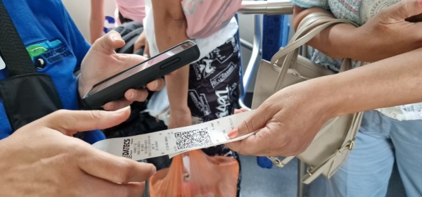 Кметът на Казанлък: Ползването на новата билетна система е лесно, удобно, бързо и по-евтино!