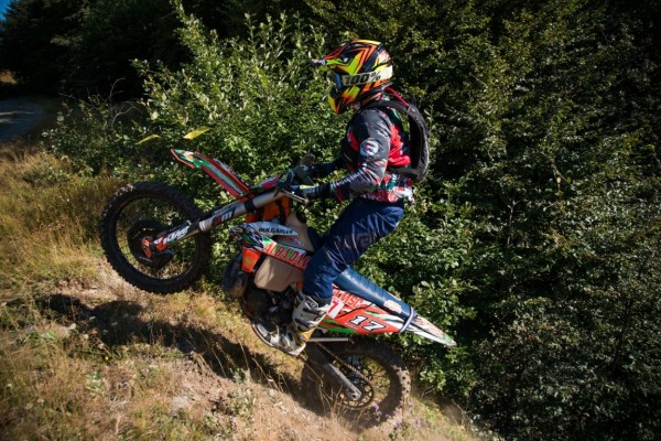 Казанлъшките ендуро клубове обраха титлите от международното екстремно Six Days Crazy Job 