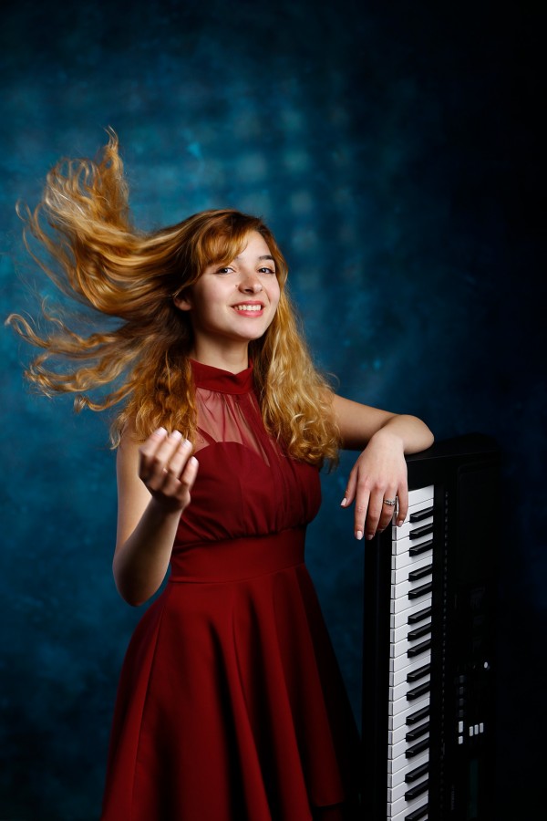 Традиционното неделно матине ни среща с две млади музикантки