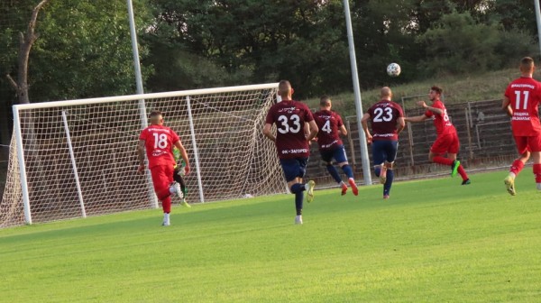 Розите с категорична победа от 2:0 срещу “Загорец“