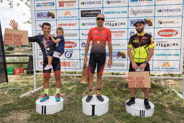 Първото планинско велосъстезание за купата на Община Казанлък привлече рекорден интерес