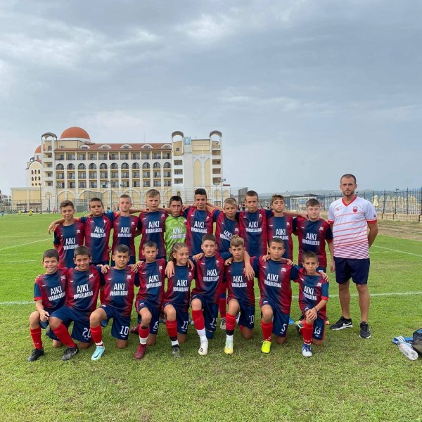 Два казанлъшки тима се върнаха с призови места от международния футболен турнир в Обзор