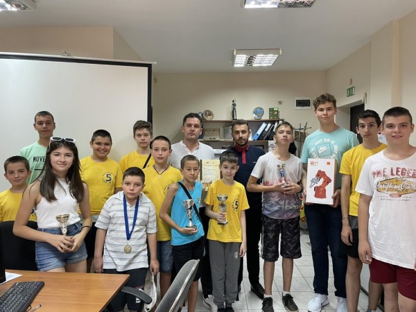 ИКТ Център записва ученици за 2022-2023 в курсове по програмиране, роботика и ИТ