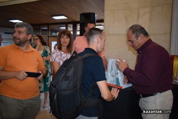 3-годишен труд събра кадри на Бузлуджа - от първия взрив до най-бляскавия му период