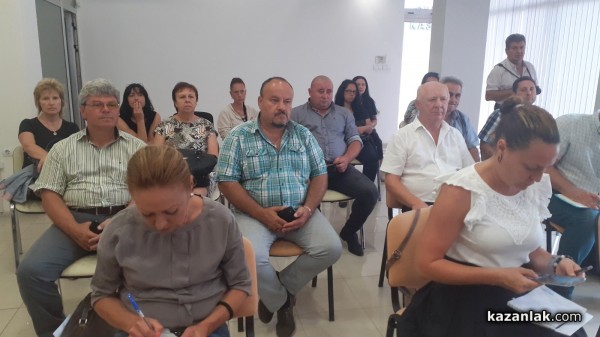 Директорът на ДГС-Казанлък: До края на октомври 80% от заявените дърва ще бъдат доставени