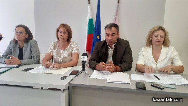 Директорът на ДГС-Казанлък: До края на октомври 80% от заявените дърва ще бъдат доставени