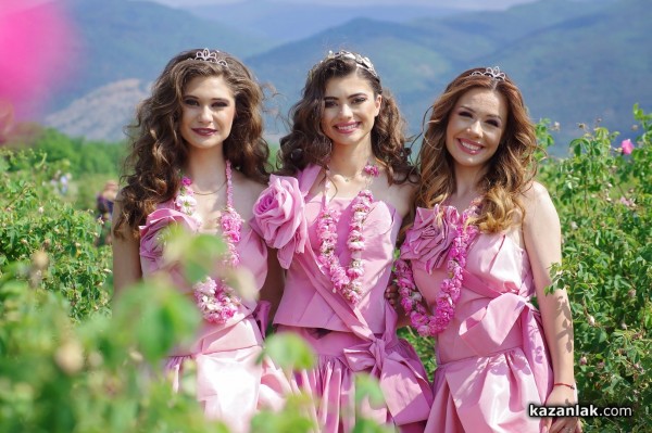 Царица Роза 2022 Белослава Желева с първа благотворителна инициатива