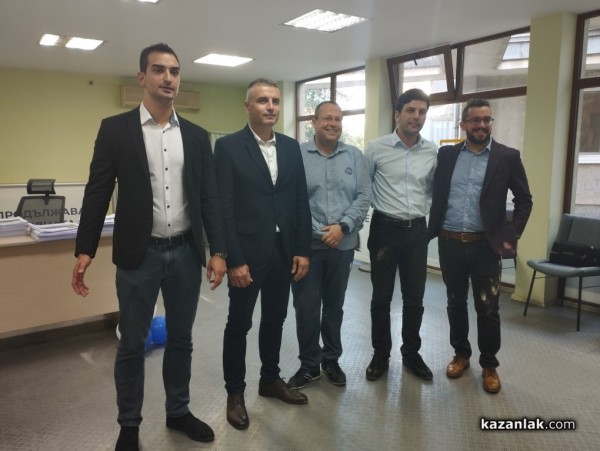 ПП „Продължаваме промяната” откри офис в Казанлък 