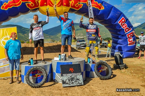 Зрелищно и с много публика премина седмото EnduroX Alba-Damascena