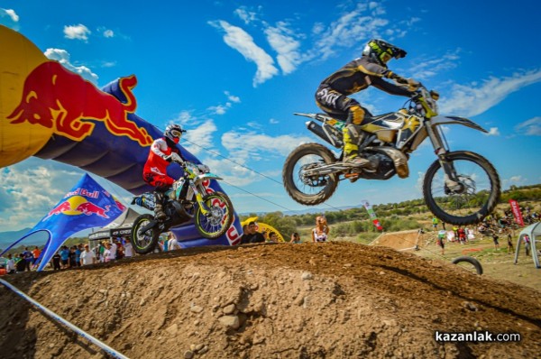 Зрелищно и с много публика премина седмото EnduroX Alba-Damascena