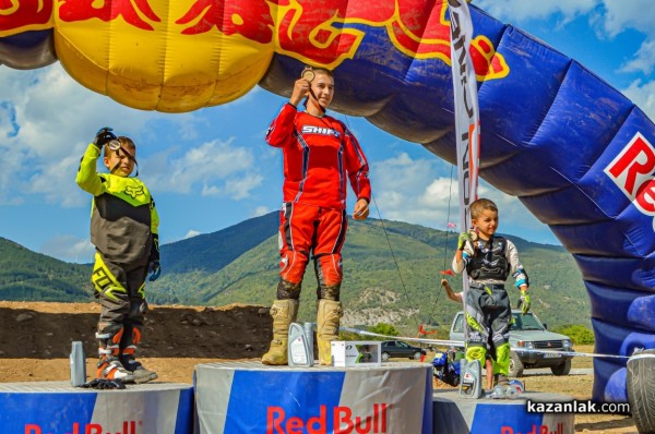 Зрелищно и с много публика премина седмото EnduroX Alba-Damascena