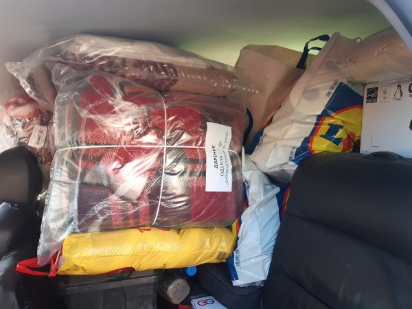 Казанлъшки сдружения раздадоха дарения в Карловските села Слатина и Богдан