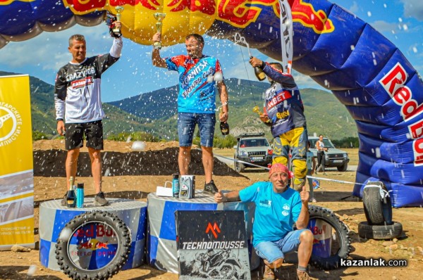 Зрелищно и с много публика премина седмото EnduroX Alba-Damascena