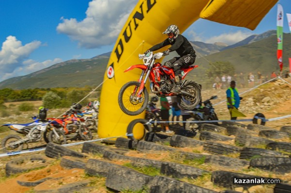 Зрелищно и с много публика премина седмото EnduroX Alba-Damascena