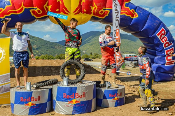 Зрелищно и с много публика премина седмото EnduroX Alba-Damascena