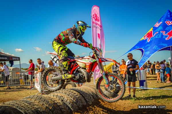 Зрелищно и с много публика премина седмото EnduroX Alba-Damascena