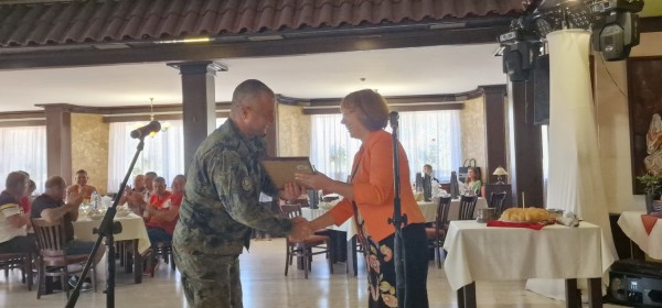 Навръх Кръстовден Кметът на Казанлък даде курбан за благодарност към спасителите от опасните летни пожари