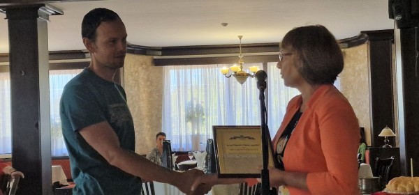 Навръх Кръстовден Кметът на Казанлък даде курбан за благодарност към спасителите от опасните летни пожари