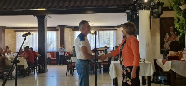 Навръх Кръстовден Кметът на Казанлък даде курбан за благодарност към спасителите от опасните летни пожари