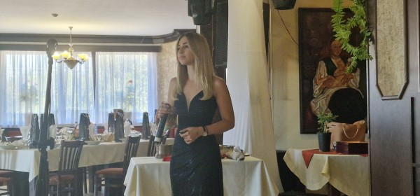 Навръх Кръстовден Кметът на Казанлък даде курбан за благодарност към спасителите от опасните летни пожари