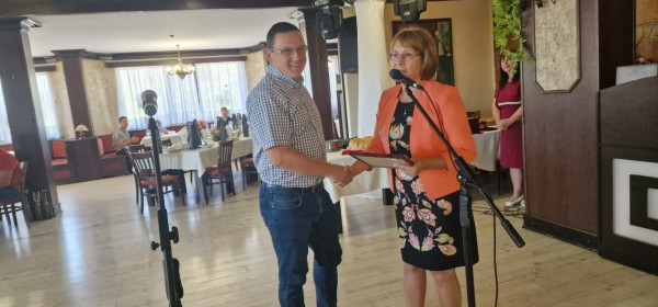 Навръх Кръстовден Кметът на Казанлък даде курбан за благодарност към спасителите от опасните летни пожари