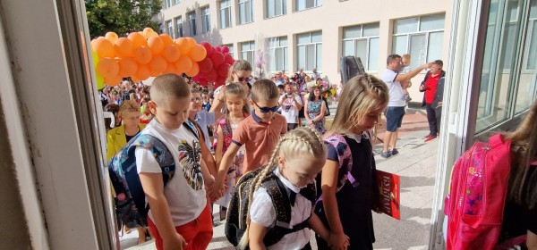 Кметът на Казанлък: Първият учебен ден вече е национален празник