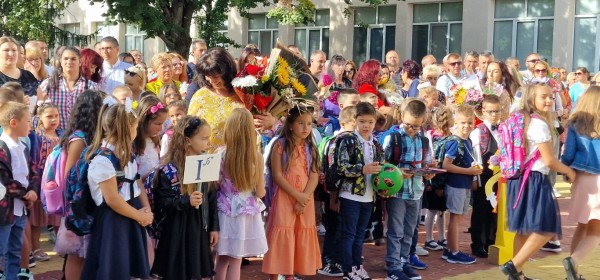 Кметът на Казанлък: Първият учебен ден вече е национален празник