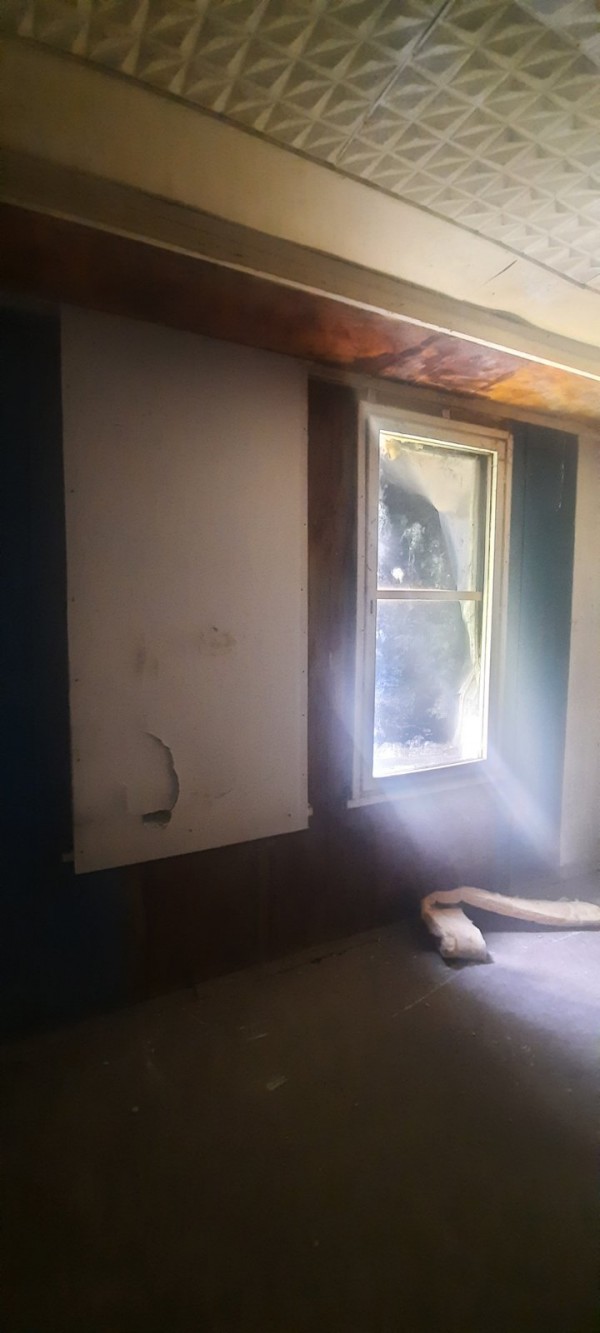 Реновираха една от залите на бившия Младежки дом в град Шипка 