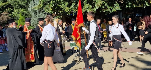 Казанлък тържествено отбеляза 114 години Независима България