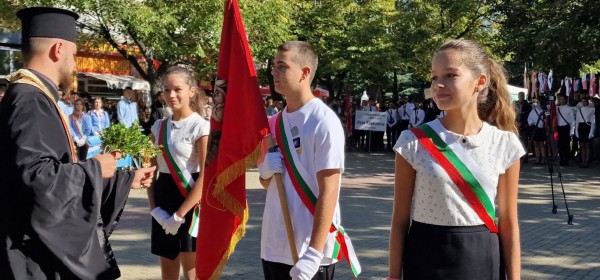 Казанлък тържествено отбеляза 114 години Независима България